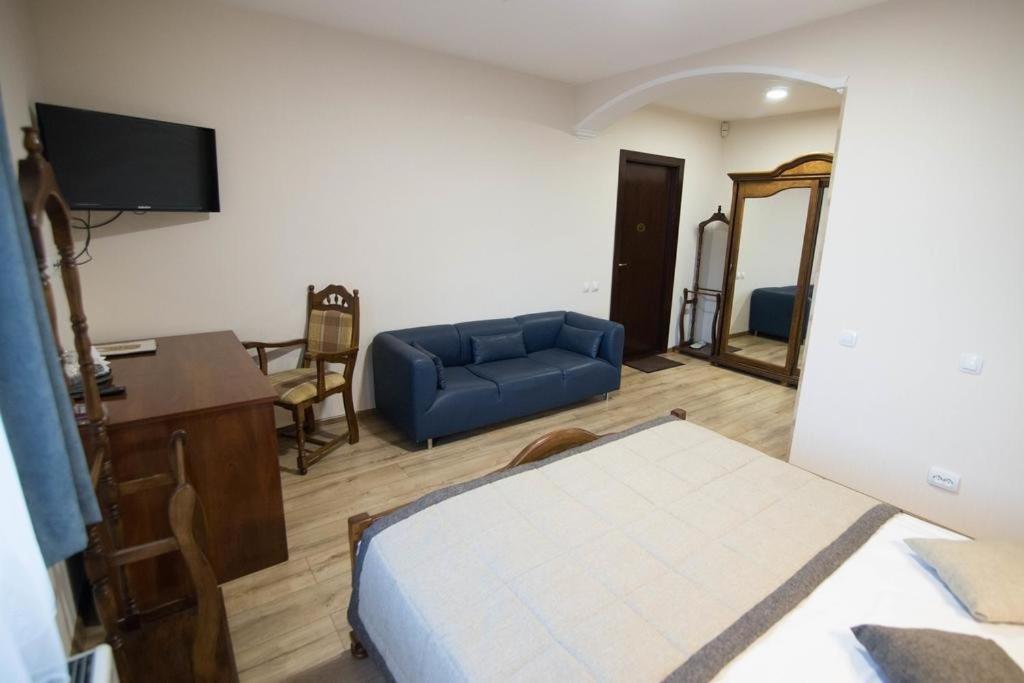 Hotel Villa Natali Chisinau Ngoại thất bức ảnh