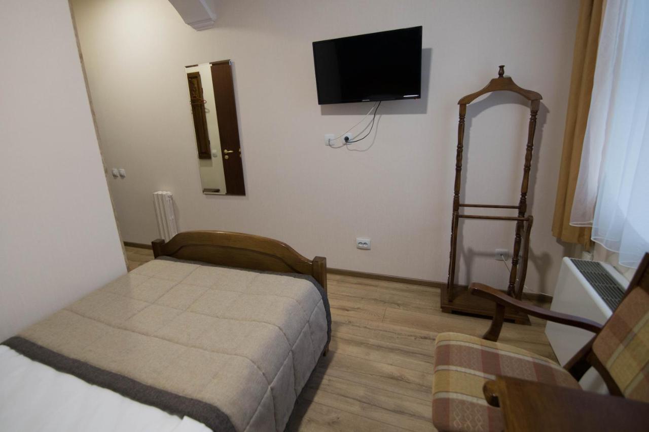 Hotel Villa Natali Chisinau Ngoại thất bức ảnh