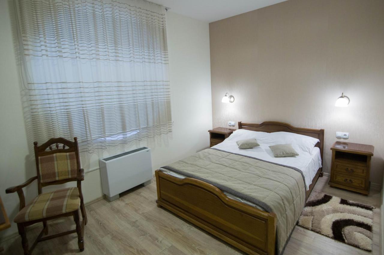 Hotel Villa Natali Chisinau Ngoại thất bức ảnh